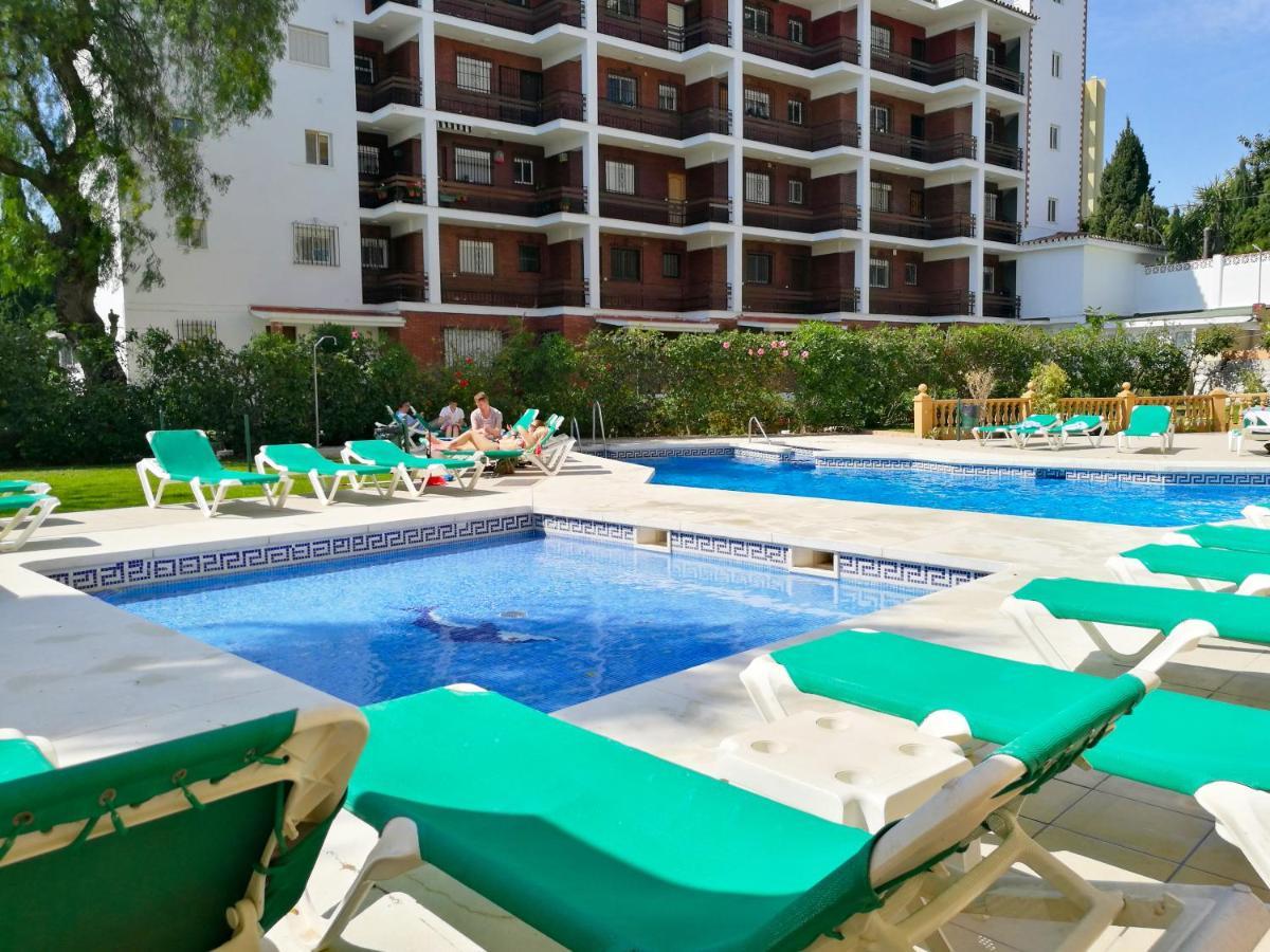 Playa Flores - Vistas A La Piscina Torremolinos Exterior foto